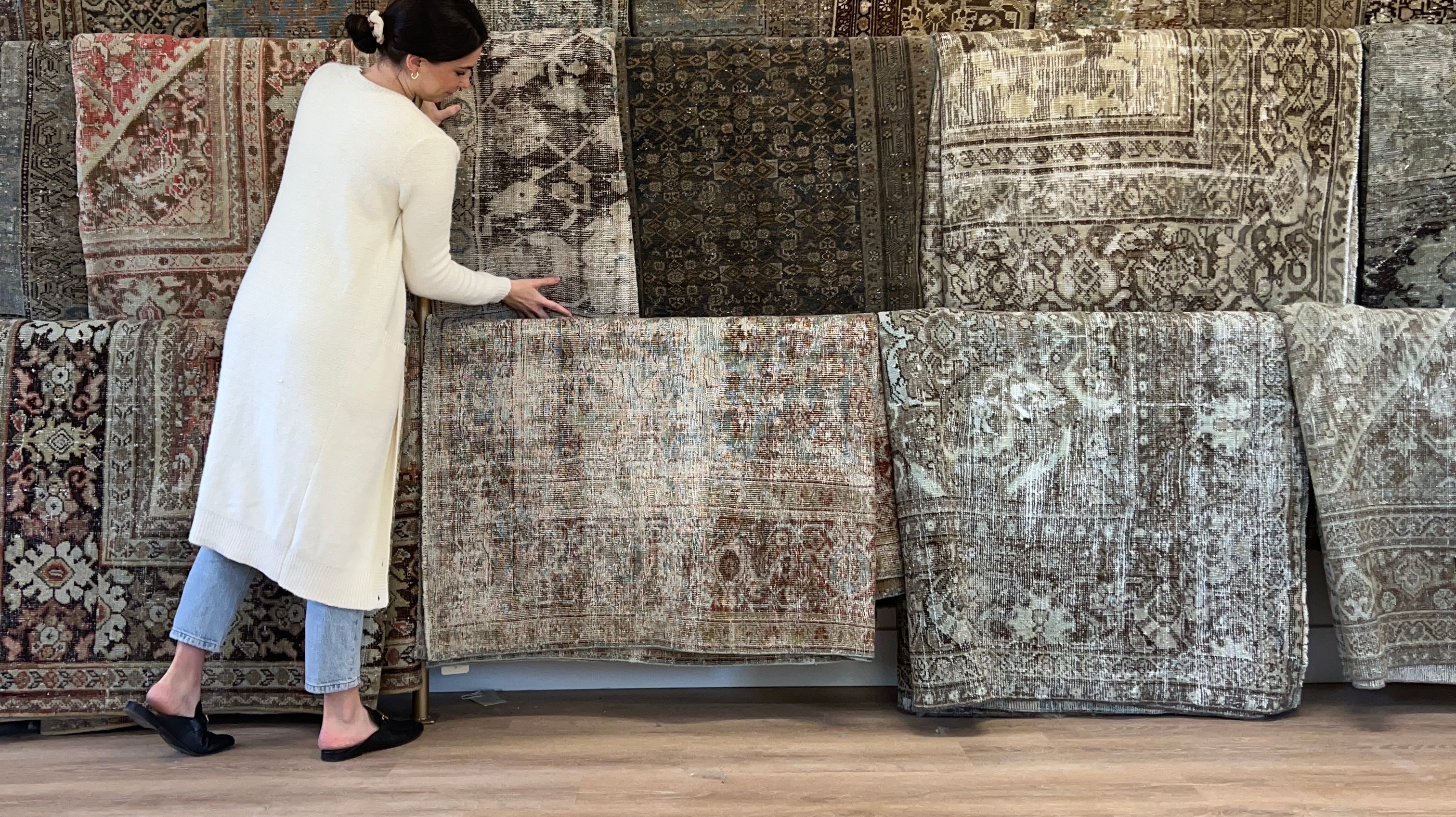 Persian Rugs vs. Turkish Rugs: Differences in Construction, Design, Origin, Price, and Value