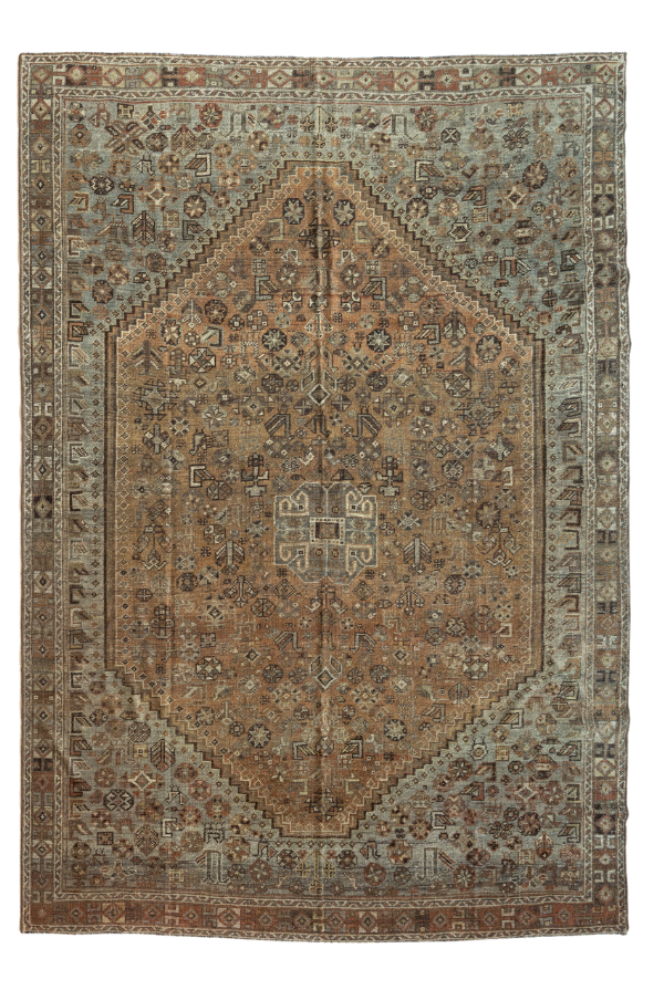 Vintage and Antique Persian Rugs – Cloth & Wool Vintage and Antique Persian Rugs – Cloth & Wool